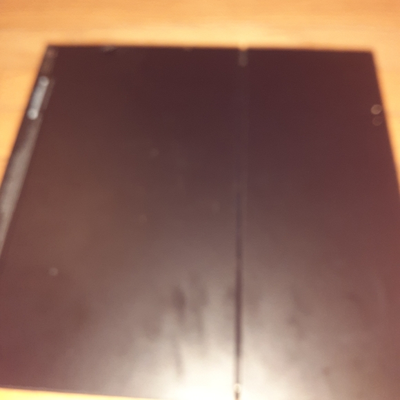 PS4 - Picture 2 of 2